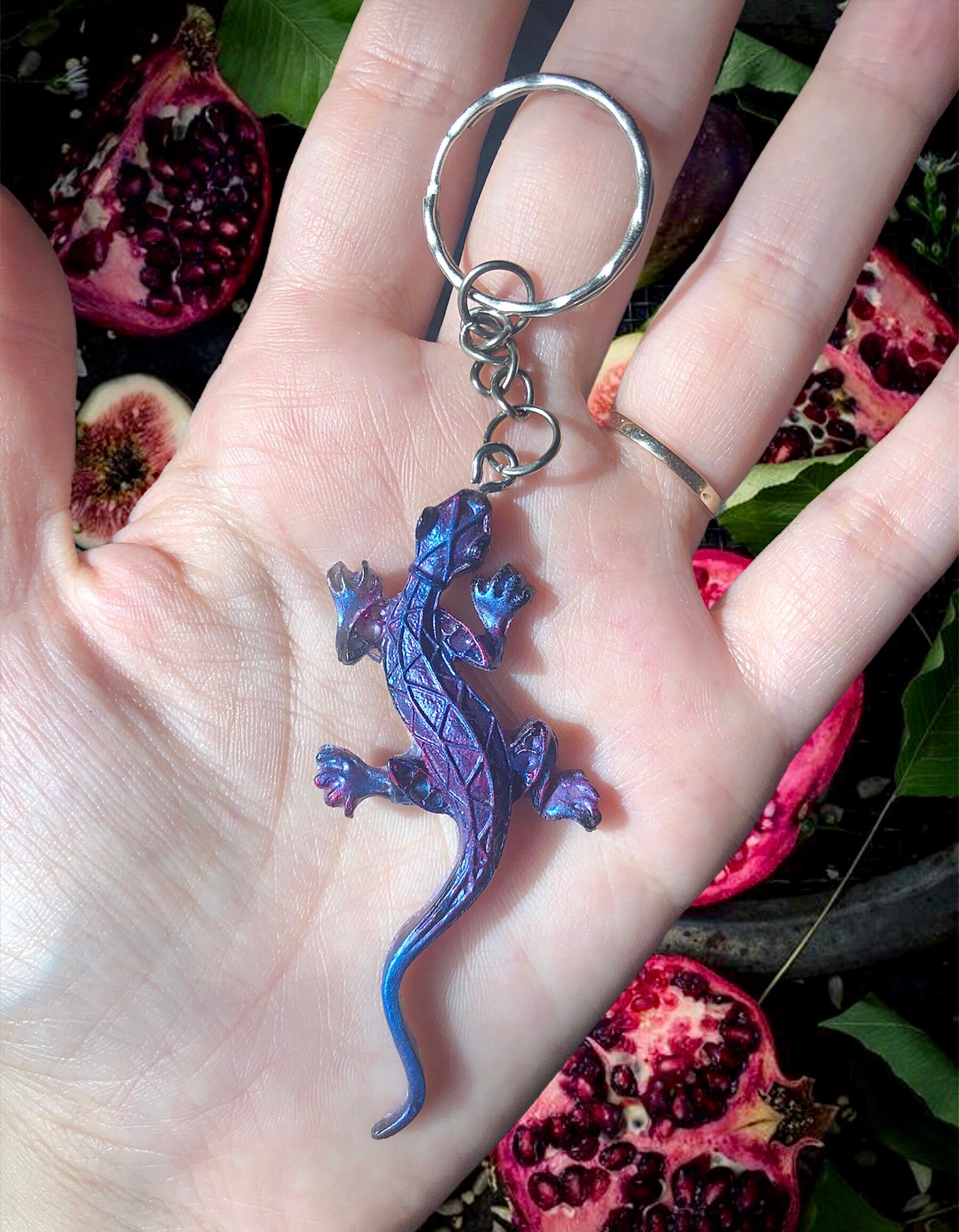 Lizard keychain resin handmade creation Etsy