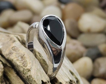 Onyx ring 18.1 mm size. 57 Vintage 925 silver ring women's ring silver ring onyx drop design