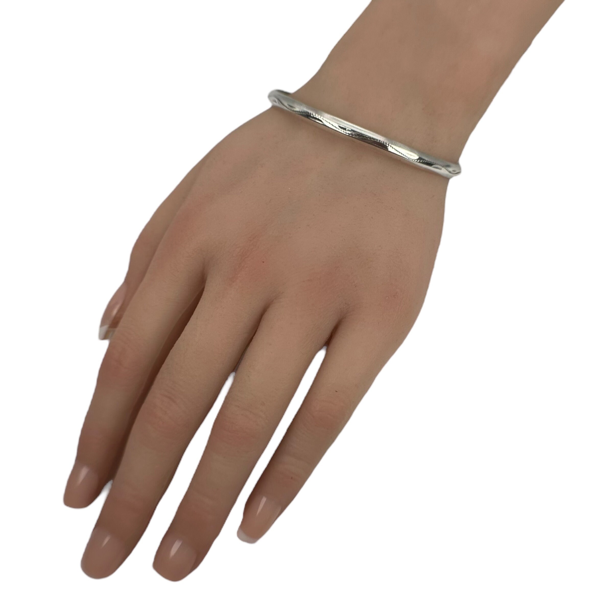 Bangle 69.3 Mm 835 Silver Pattern 4.8 Mm Wide 70s 80s Bangle 69.3 Mm 835 Silver Pattern 4.8 Mm Wide 70s 80s