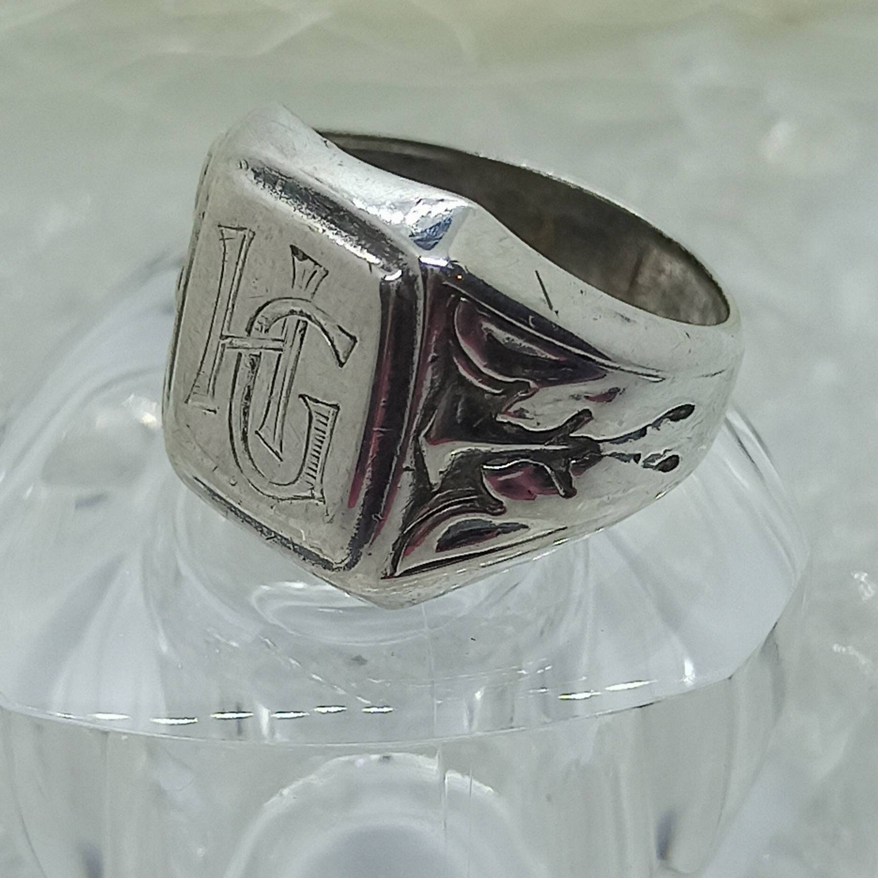 Antique Signet Ring 800 Silver Moon Crown Hallmark 19.4 Mm Antique Signet Ring 800 Silver Moon Crown Hallmark 19.4 Mm