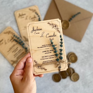 Faire-part en bois pour mariage, Ensemble d'invitations en bois personnalisées, Faire-part de mariage rustique, Mariages sur la plage, Faire-part de mariage lavande