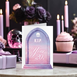 Tarjeta de cumpleaños imprimible para 30 años, tarjeta gótica pastel alternativa para mujer, deseos divertidos para tu 30 cumpleaños, tarjeta de humor negro para los años 20