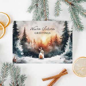 Afdrukbare kaart haas winterzonnewende, bosdier print kerstmis, heidense kerstvakantie bos ansichtkaart, feestelijke kerstgroeten