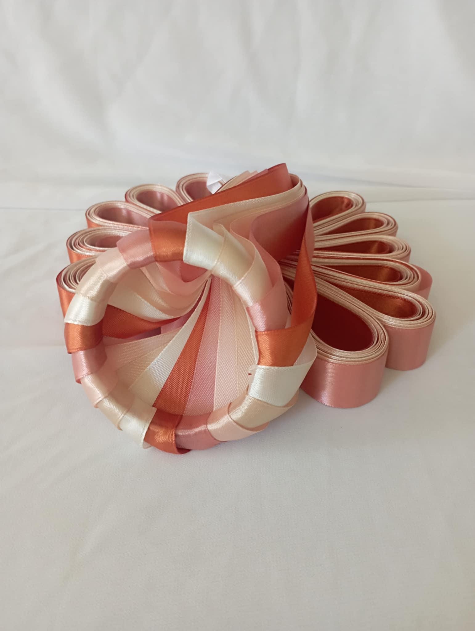 Bracelet de rubans Terracotta pour la ronde du bouquet de mariage