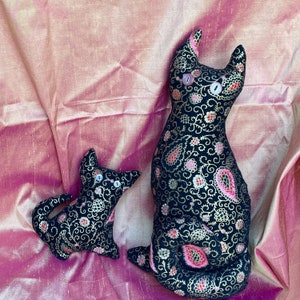 Glamour Puss and Kitten