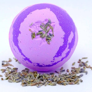 Lavender Relaxing unwind bath bomb fizzes handmade vegan