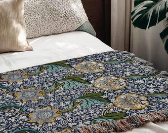 William Morris Kennet Woven Blanket, Arts and Crafts Decor, Floral Wall Tapestry, Vintage Botanical Throw