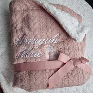 Manta de Bebé Personalizada Bordada con nombre y detalles