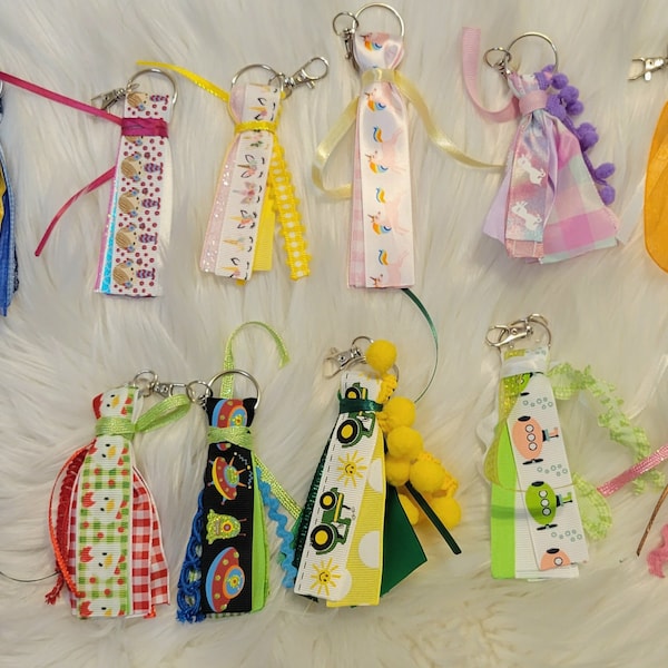 Backpack Buddies, Backpack Buddy, Kid Zipper Pulls, Kid Keychains, Zipper Pulls, Keychains for kids, Stocking Stuffers, Party Favors