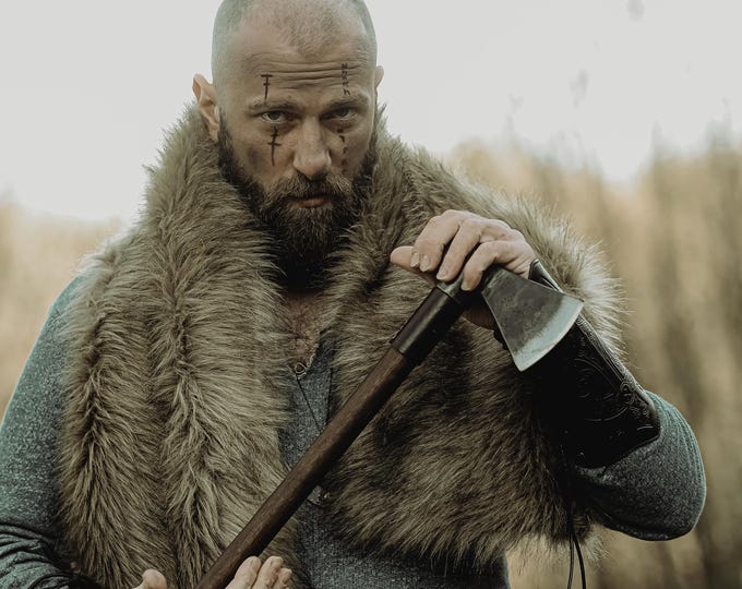 Handcrafted, quality axes: for an unforgettable camp experience! "Handmade, sharp and durable axes"