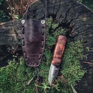 hand forge carboon steel blacksmith tactical primitive  neck knife with leather  sheath