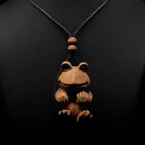 Hand-carved Frog Necklaces: Unleash the Cuteness with Delicate String Details!