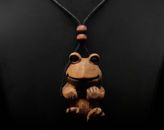 Hand-carved Frog Necklaces: Unleash the Cuteness with Delicate String Details!