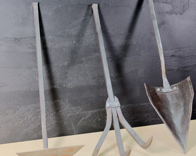 Handmade Forged Iron 3-Piece Garden Tool Set (Shovel, Rake, Hoe)