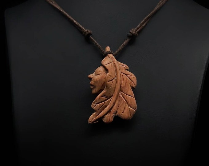 special design wooden bear  necklace will be a good choice to give a gift for  moms  boy daughter girl friend gift valentine day