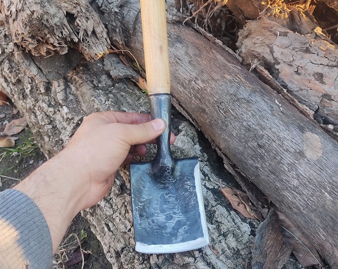 Mini Bushcraft Gear Sturdy and Durable  Blacksmith Handmade Survival Shovel: Your Perfect Tool for Survival