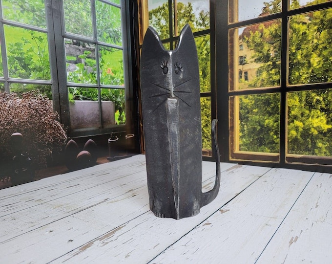 Cat of Iron: Unique Memories Shaped by Artistic Forging Blacksmith Art