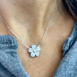 14k Gold Diamond Flower Necklace, Diamond Flower Charm Pendant, Diamond Necklace, Flower Pendant, Petals Pendant, Holidays Gift, Love Dainty