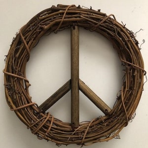 18 in Peace Sign Wreath, Peace Wreath, Peace Art, Peace Sign Art, Peace Sign, Wood Peace Sign, Garden Peace Sign, Peace Art. Hippy Art,Peace