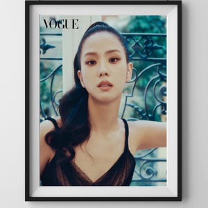 Póster de Jisoo de BLACKPINK Vogue, decoración de pared de Kpop, arte de pared Blink, decoración de habitación coreana de moda, impresión de póster de tamaño personalizado, Black Pink Digital