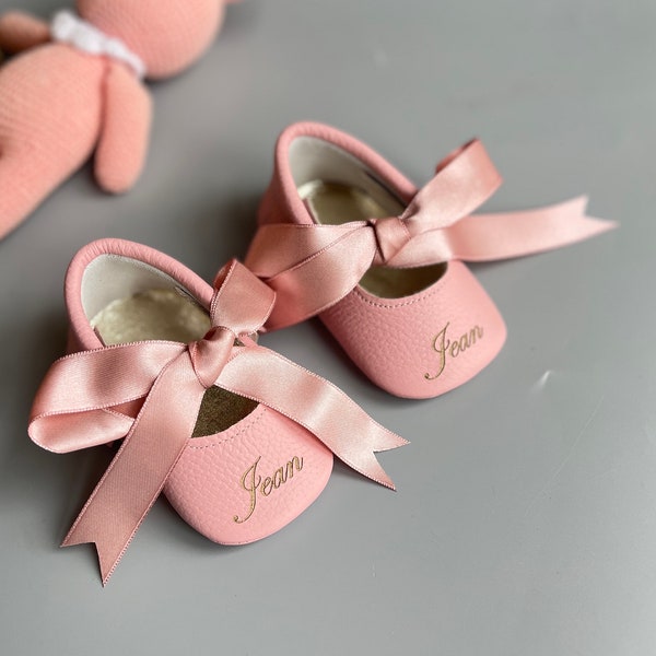 Mocassins en cuir véritable Ribbon Baby Girl, chaussures pour bébé fille, cadeau de baby shower, cadeau personnalisé pour bébé fille