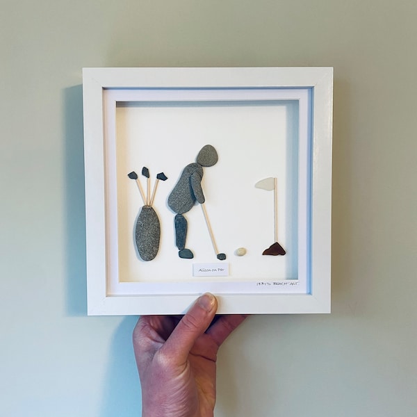 Cuadro de guijarros de golf - Arte mural enmarcado hecho a mano en Cornualles