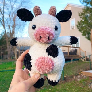 Cow Crochet Pattern, Cow Amigurumi Pattern, Plush Bulky Yarn, Soft, Chunky, Fuzzy, Chenille, PDF Download, DIY, Handmade, Velvet