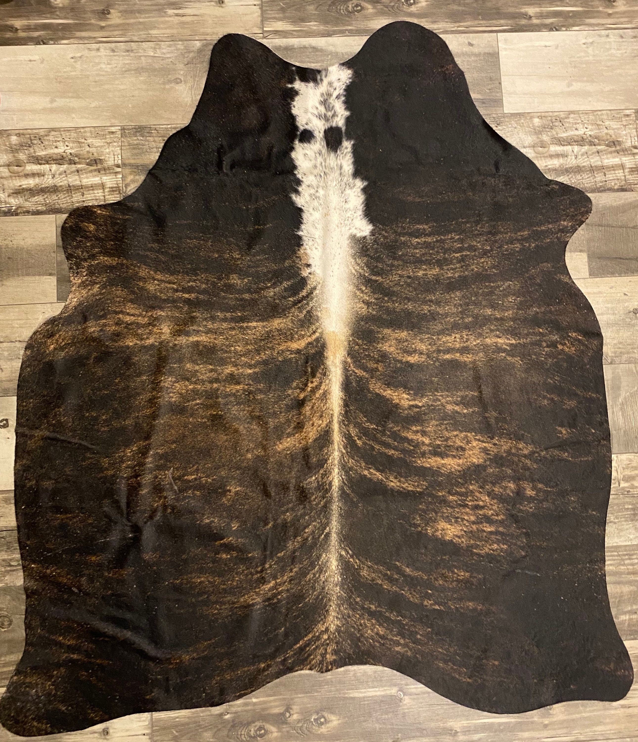 Alfombra de cuero de vaca brindle y blanco Etsy