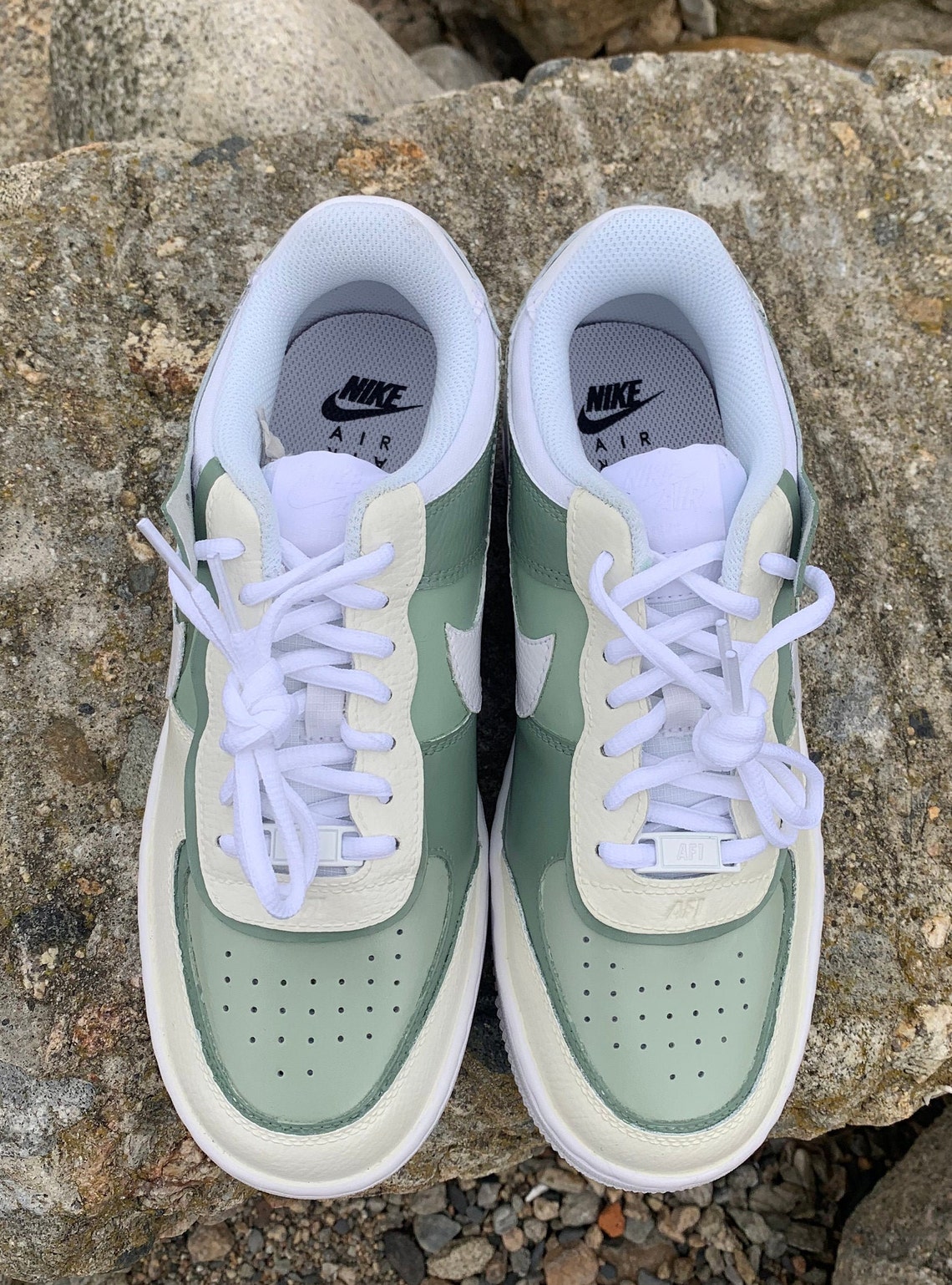 airforce 1 shadow in sage green