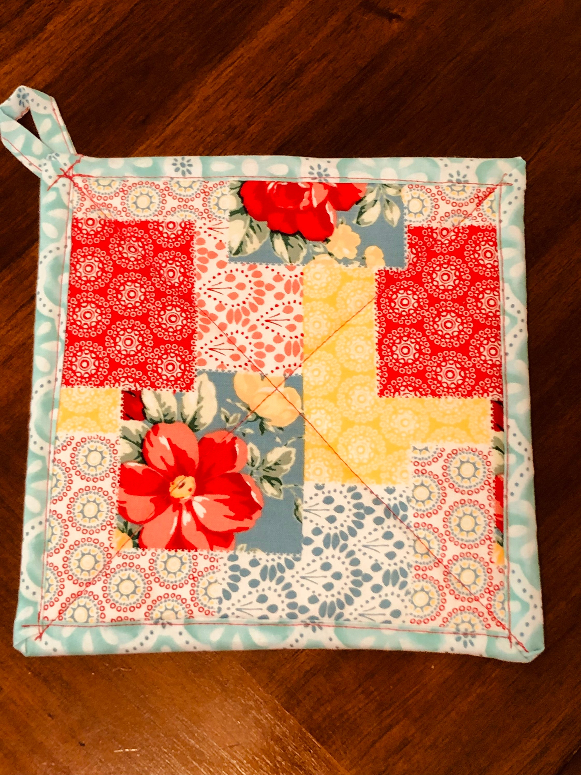Pioneer Woman / Floral / Handmade Quilted Pot Holder / Country/ Home  Decor/Kitchen Decor /Farm / Kitchen Accessories / Gift Ideas for Her
