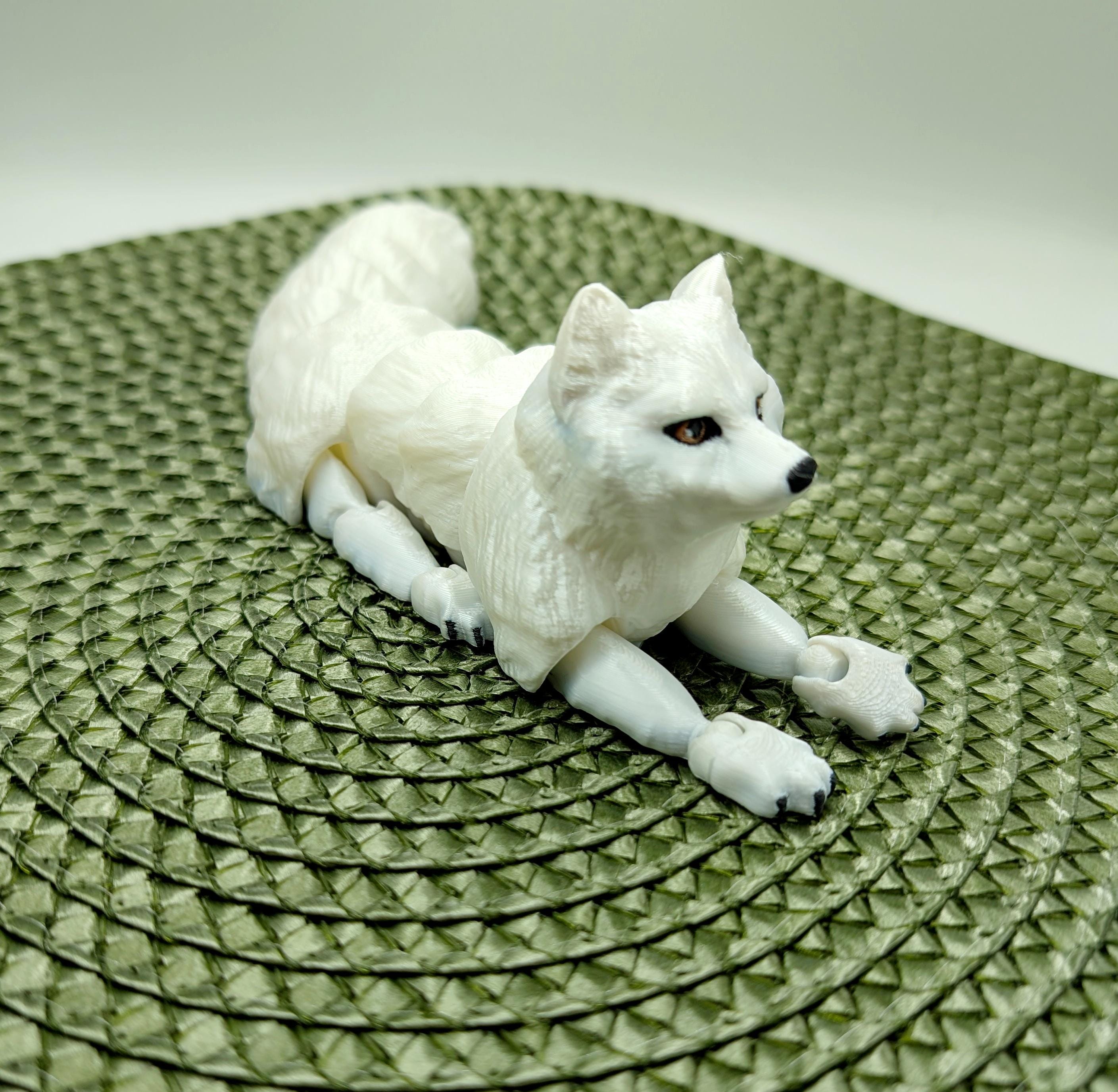 Poseable 3D Printed Arctic Fox: Silk PLA, Kekreations Design