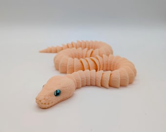 Articulated Pink Snake Toy – 3D Printed Fidget Reptile