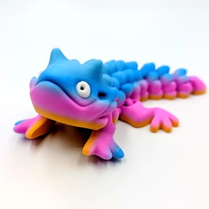 Articulated Fantasy Lizard - 3D Printed Flexible Figurine | Unique Gift & Desk Companion
