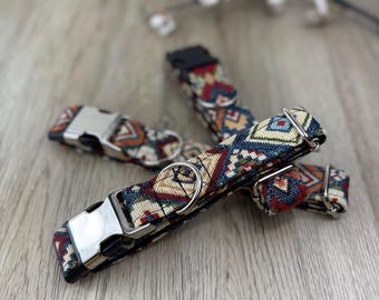 Collare per cani in stile sud-occidentale, realizzato a mano con tessuto intrecciato di alta qualità.