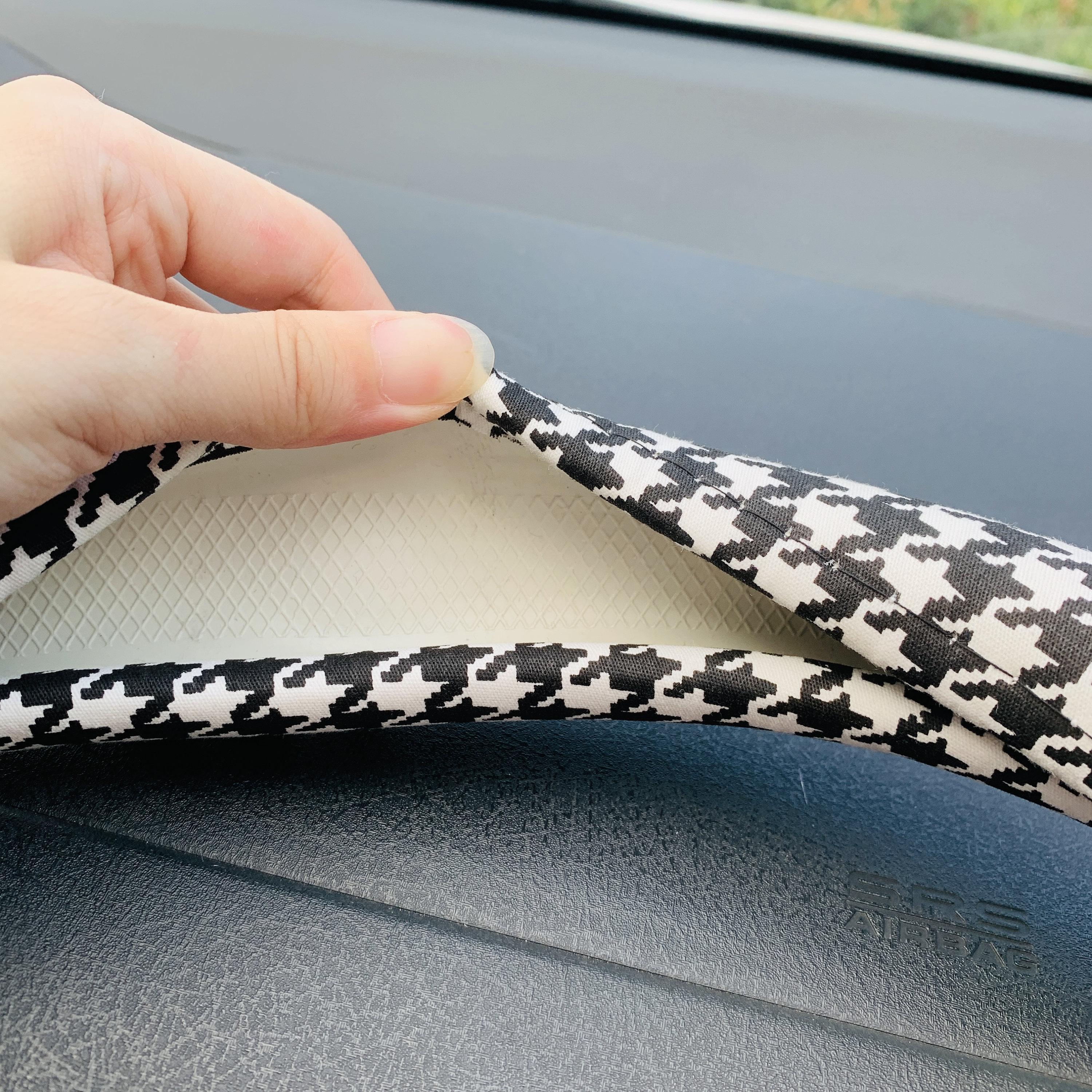 Discover Plaid stripe Steering Wheel Cover for women