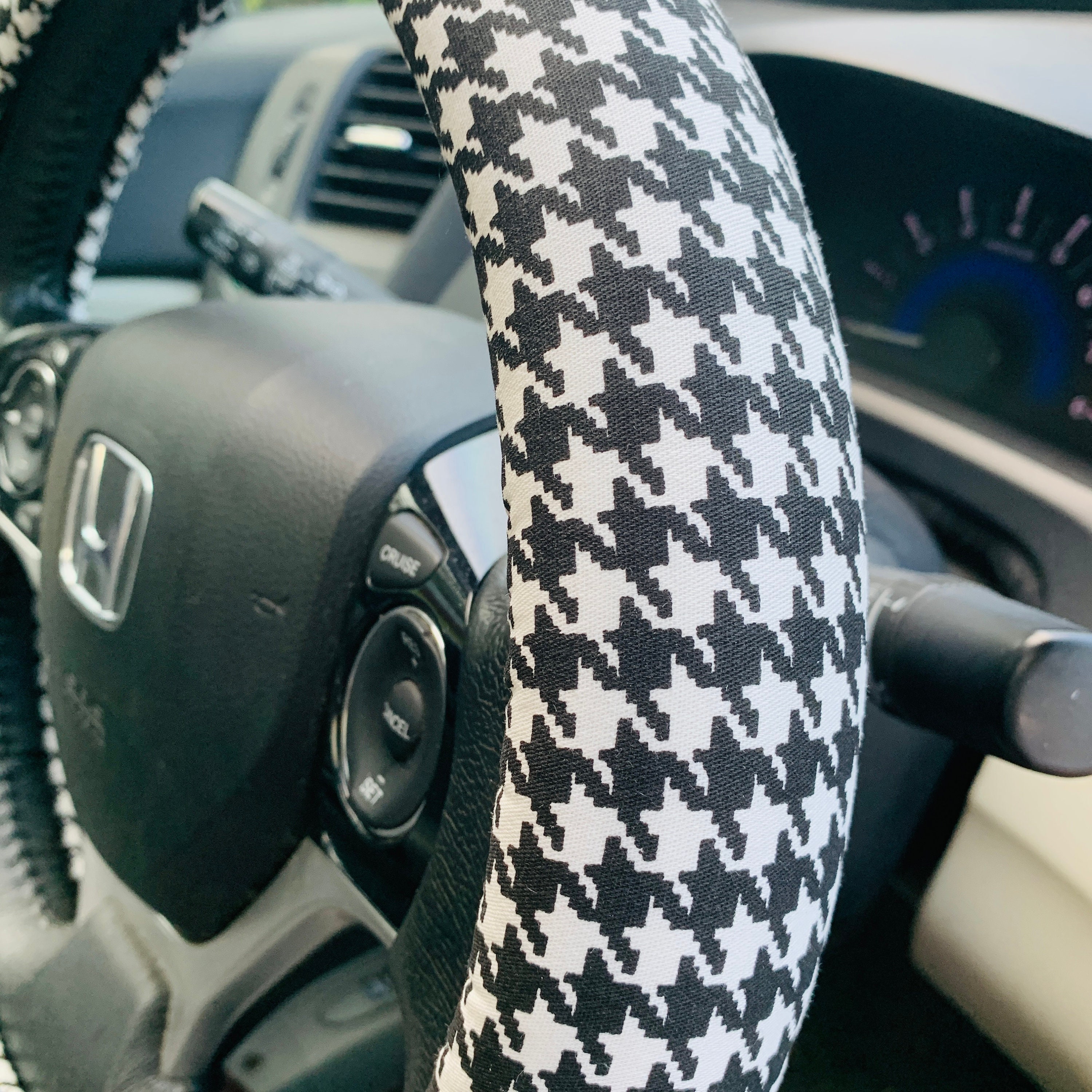 Discover Plaid stripe Steering Wheel Cover for women