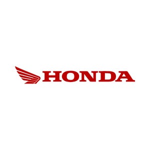 Puede incluir: El logotipo de Honda presenta el nombre de la marca en letras mayúsculas rojas y en negrita. A la izquierda del nombre hay un diseño de ala roja estilizada. El logotipo está sobre un fondo blanco.