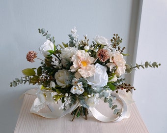 White Silk Bridal Bouquet, Wedding Bouquet, Silk Flower Bouquet