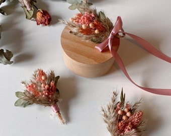 Dusty Pink Dried Flower Boutonniere, Wedding Corsage, Wrist corsage, Prom flower, Groom Boutonniere, buttonhole