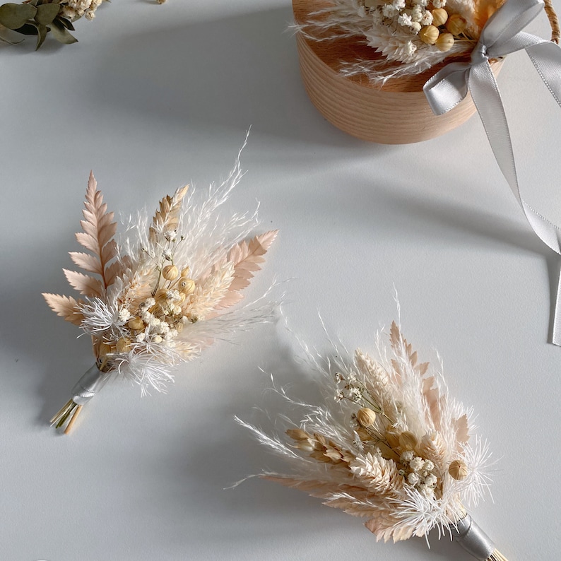 White Pampas Grass Boutonniere Dried Flower Wedding Corsage Etsy