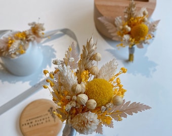 Yellow and White Dried Flower Boutonniere, Wedding Corsage, Wrist corsage, Prom flower, Groom Boutonniere, Buttonhole