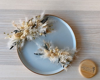 Natural Pampas Grass and Eucalyptus Dried Flower Hair Comb, Bridal Hair Pieces