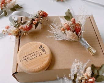 Dusty Pink and White Dried Flower Boutonniere, Wedding Corsage, Wrist corsage, Prom flower, Groom Boutonniere, Buttonhole