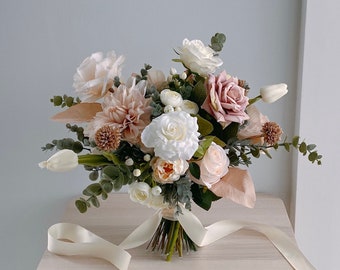 Ivory and Blush Silk Bridal Bouquet, Wedding Bouquet, Silk Flower Bouquet