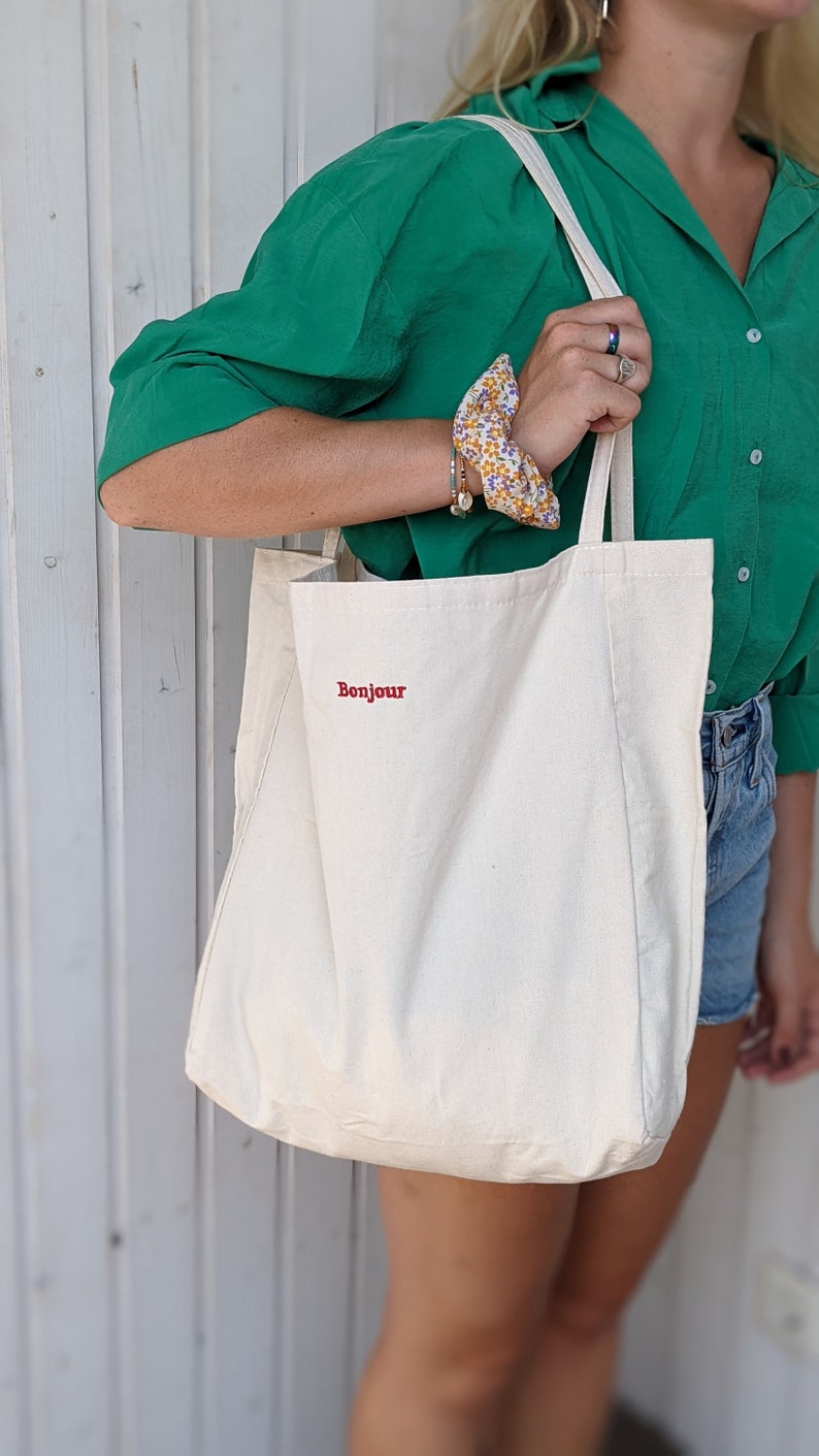 Stylischer bestickter Jutebeutel und Strandtasche in Einem Perfekter Begleiter für den Urlaub und den Alltag Bild 2