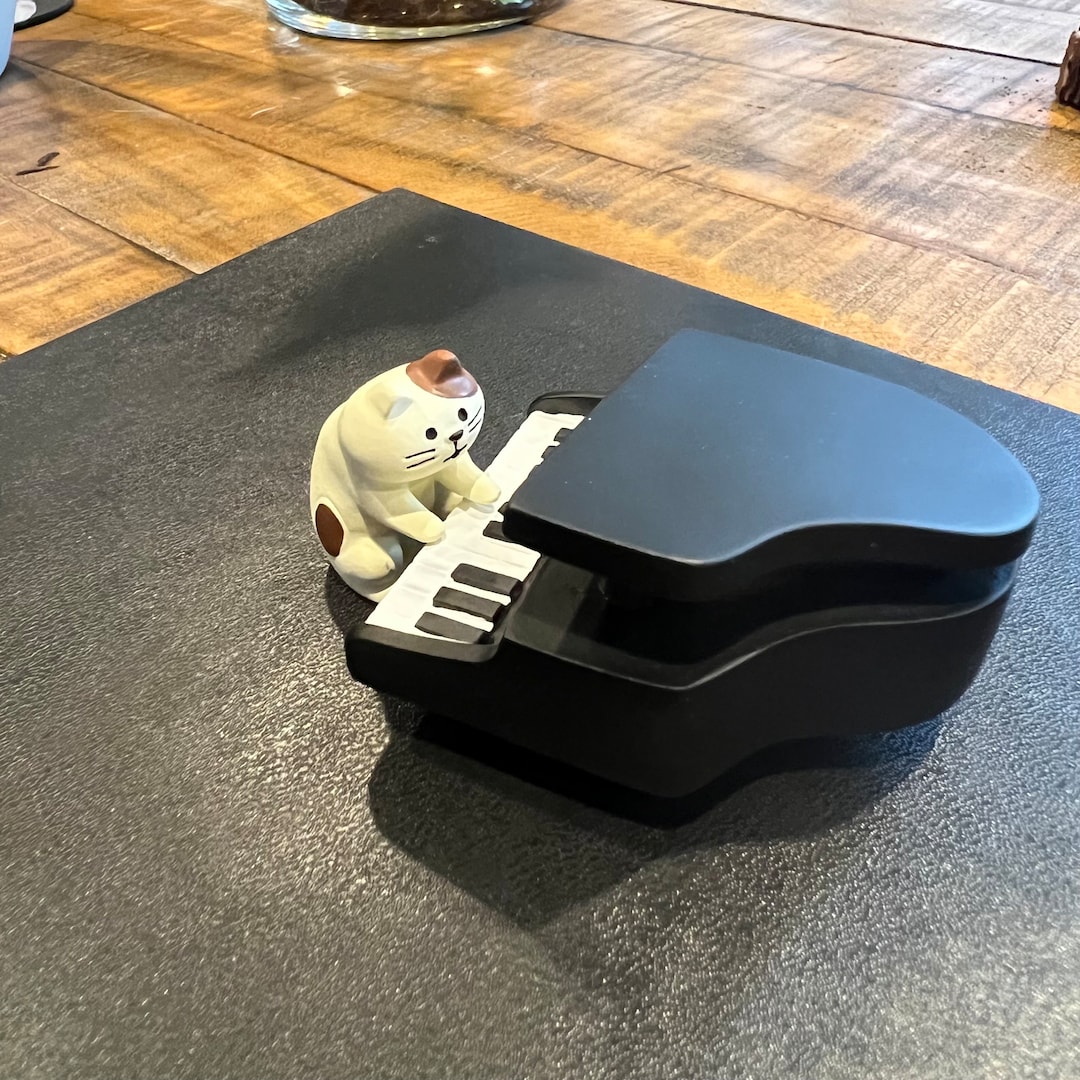 Super Cute Piano Cat, Cat Figurine, Cat Playing Piano, Cat Figure, Cat ...