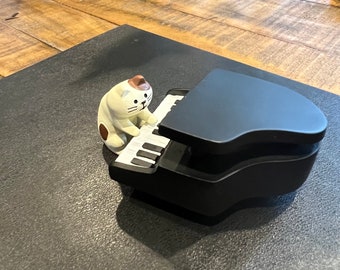 Super Cute Piano Cat, Cat Figurine, Cat Playing Piano, Cat Figure, Cat Miniature, Knick Knack