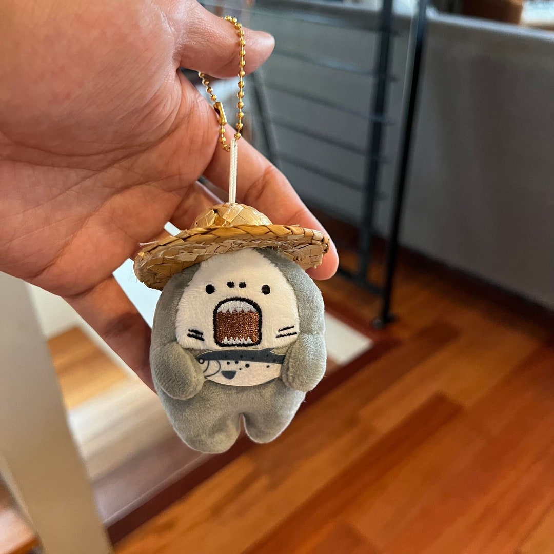 Cute Grumpy Shark Keychain, Super Cute Shark Key Chain, Real Straw Hat ...