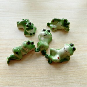 Cute Frog Miniatures (set of 5pcs), Cute Frog Figurines, Frog Figures Set, Great Gift!