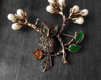 Beautiful Owl Pin, Owl Brooch, with Velvet Pouch, Perfect for Gift